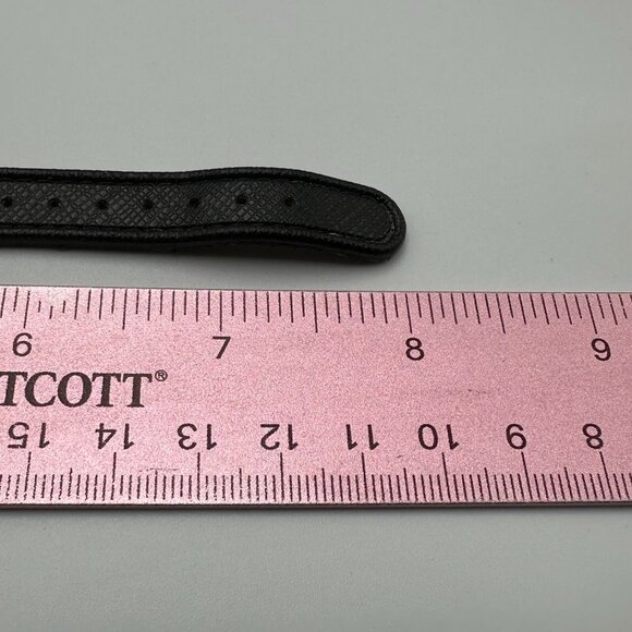 Wile E. Coyote Fossil Watch Men Black Round Dial 29MM Leather Band New Battery - Picture 14 of 15